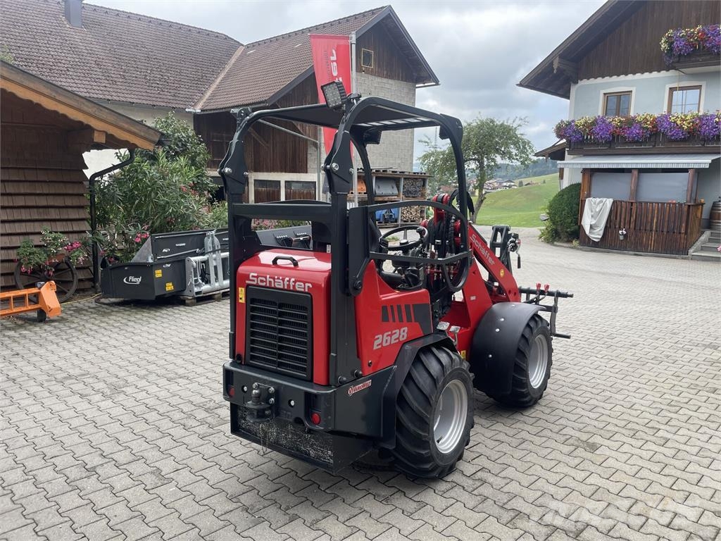 Schäffer 2628 Frontlastere og graveredskap