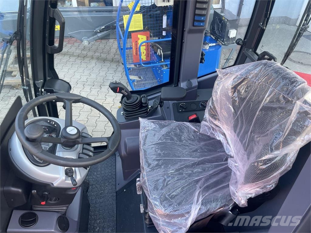 Schäffer 4670 لوادر بعجل