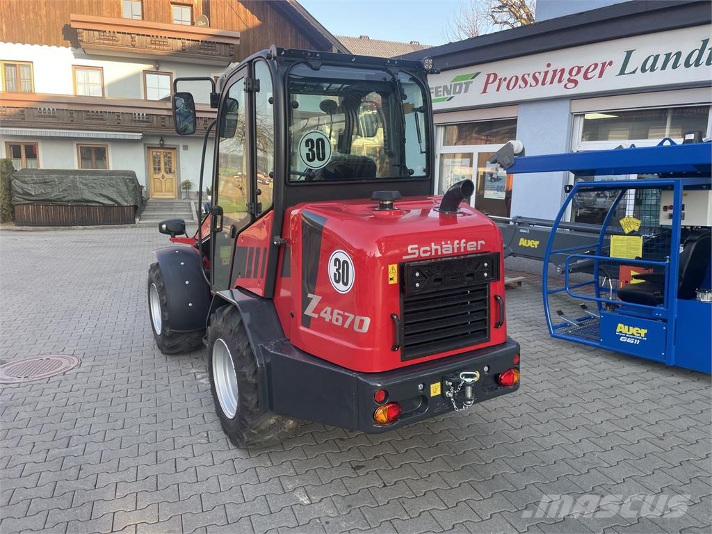 Schäffer 4670 لوادر بعجل