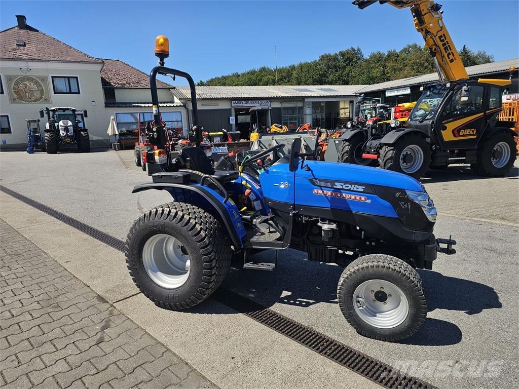 Solis 26 Allrad Mittelschaltung 6+2 Tracteur