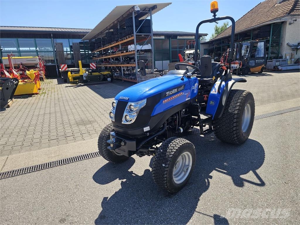 Solis 26 Allrad Mittelschaltung 6+2 Tracteur