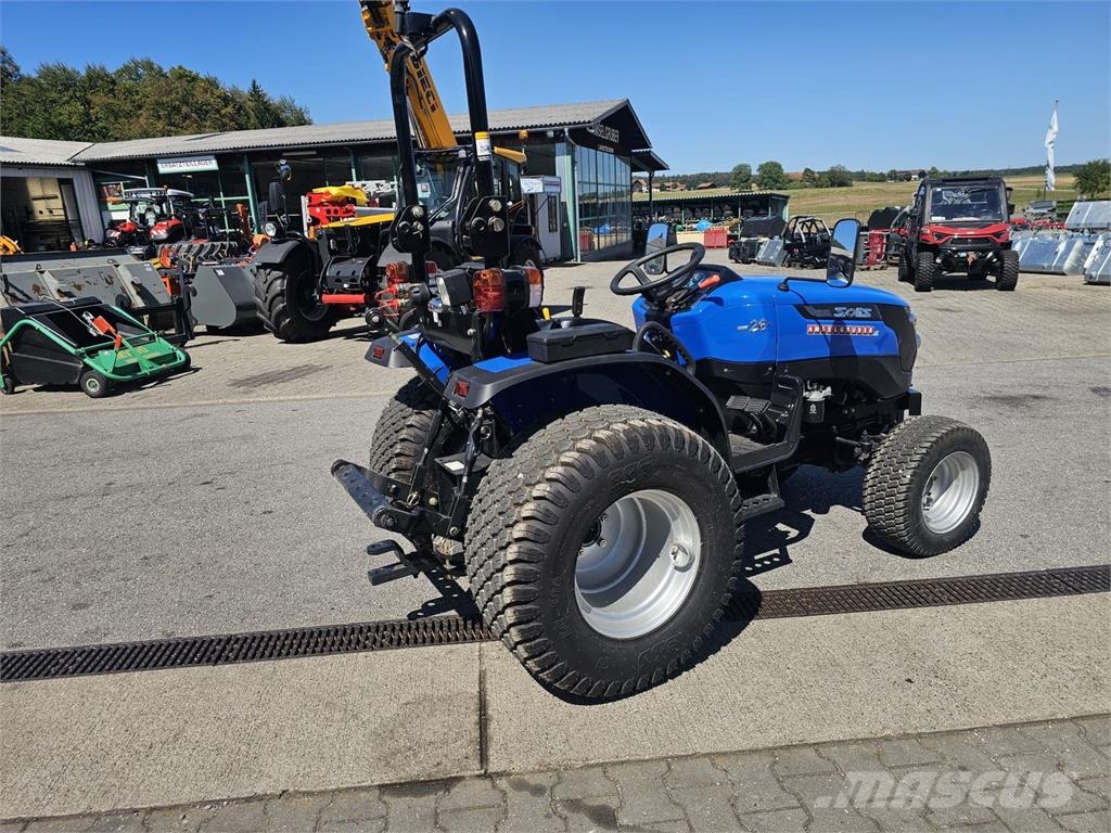 Solis 26 Allrad Mittelschaltung 6+2 Tracteur