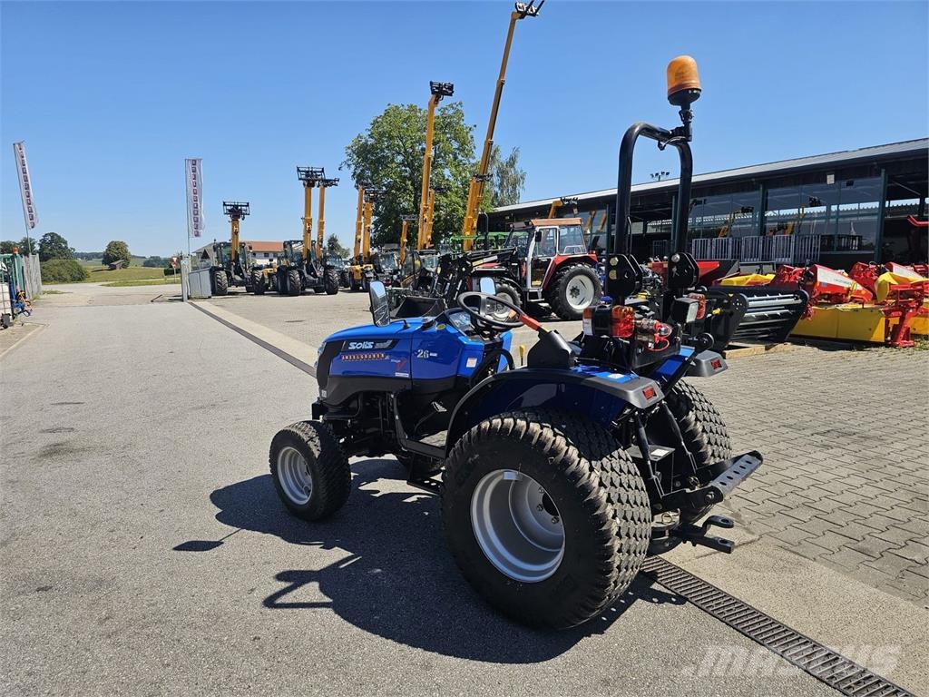 Solis 26 Allrad Mittelschaltung 6+2 Tracteur