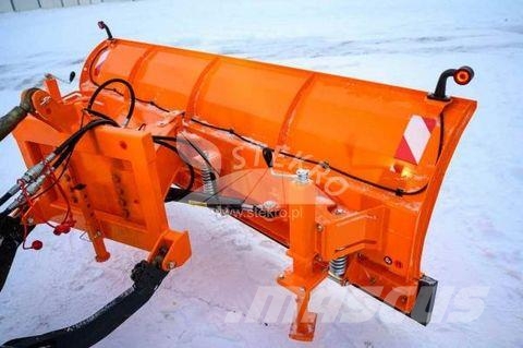 Stekro Schnnepflug Standart Hof Rad und Telelader Sonstige Schneeräumgeräte