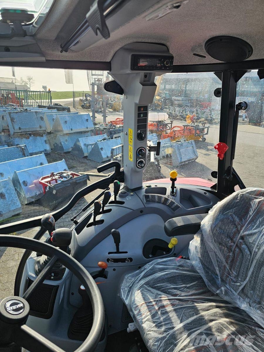 Steyr 4065 Kompakt S (Stage V) Τρακτέρ