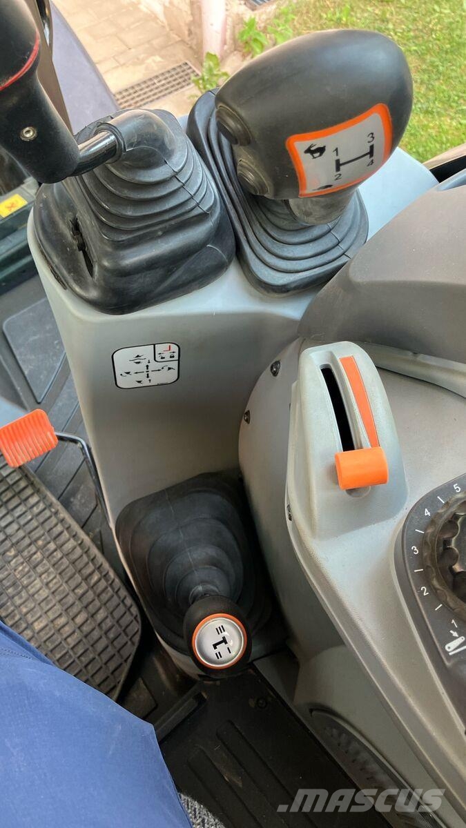 Steyr 4085 Kompakt Traktorit