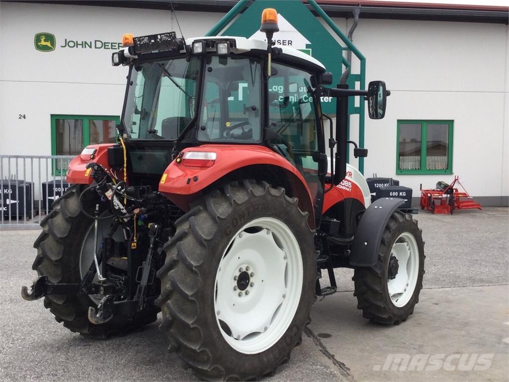 Steyr 4085 Kompakt Traktorit