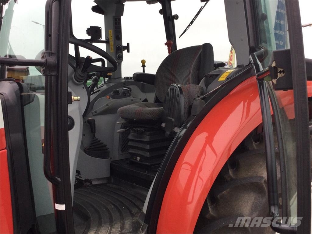 Steyr 4085 Kompakt Traktorit