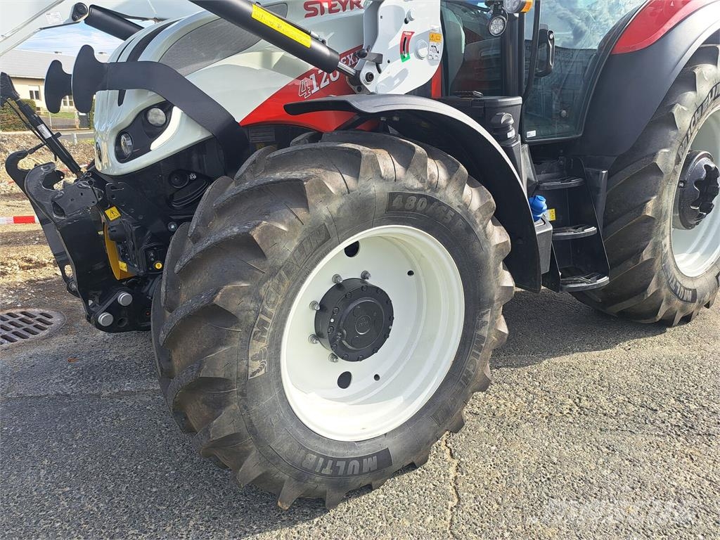 Steyr 4120 Expert CVT الجرارات