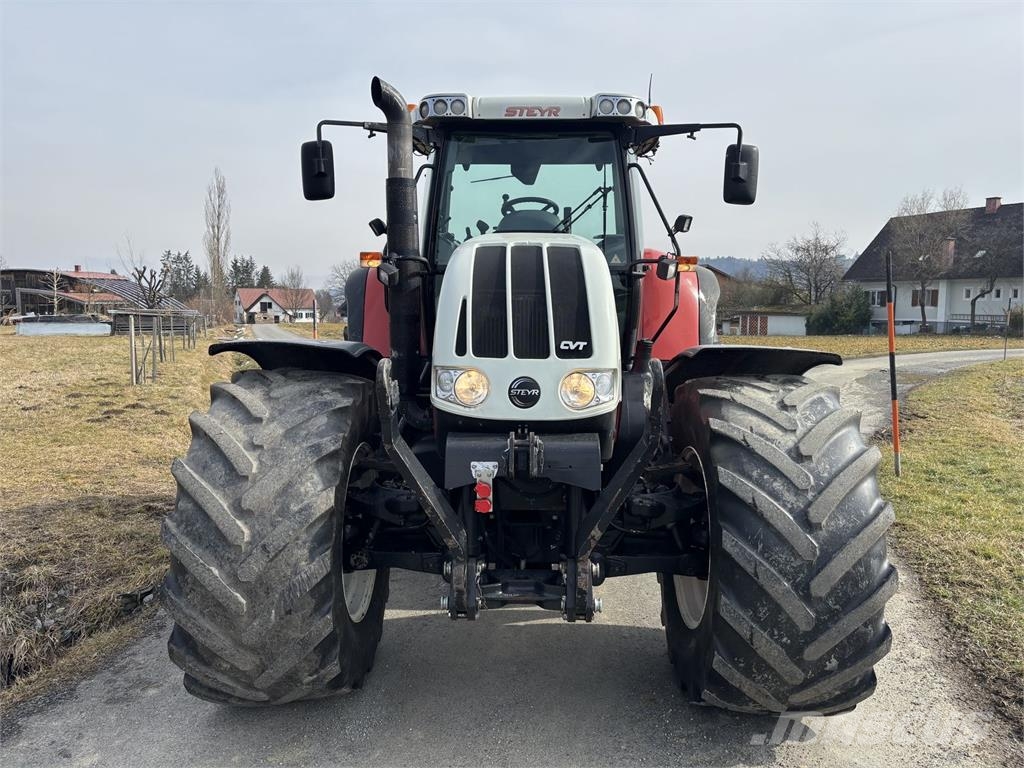 Steyr 6195 CVT Basis Traktorit