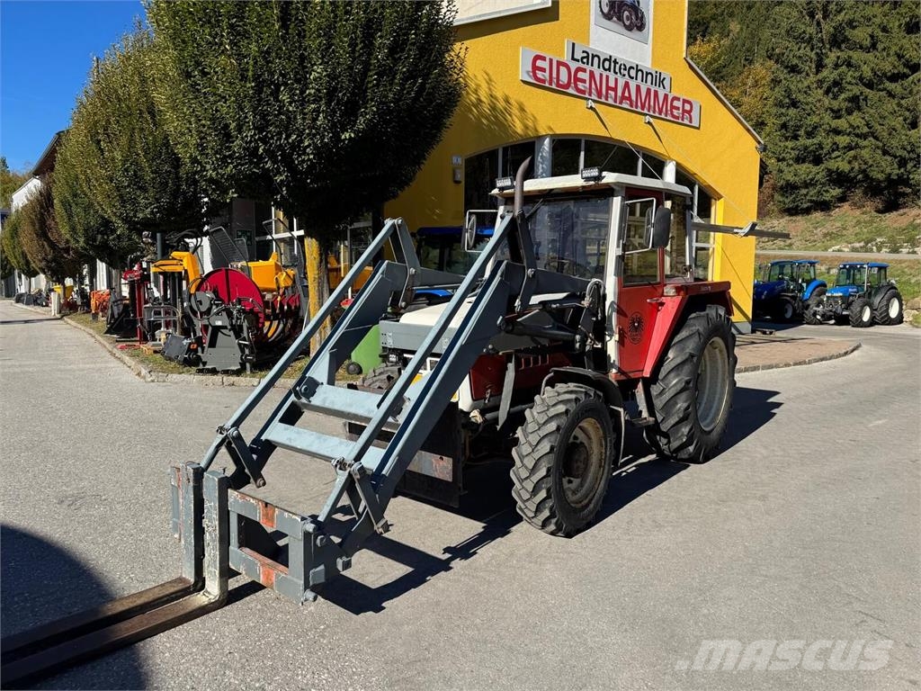 Steyr 8070 A トラクター