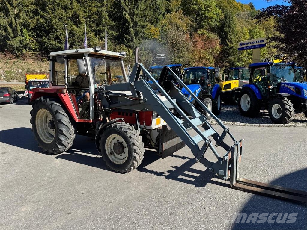 Steyr 8070 A トラクター