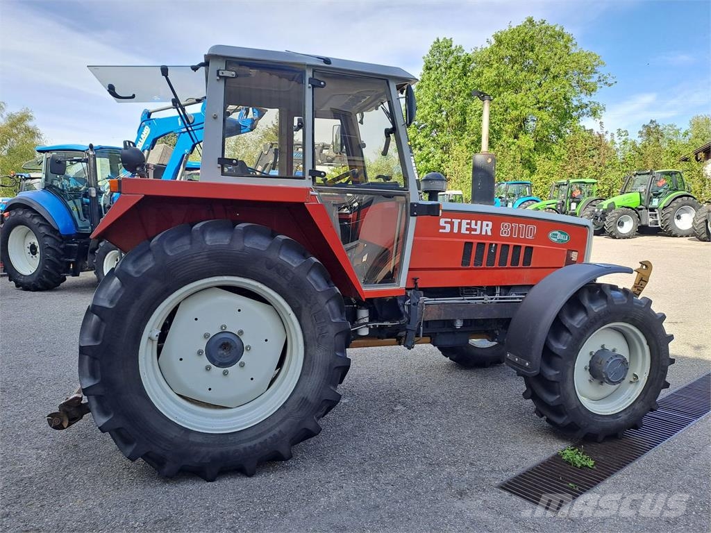 Steyr 8110 트랙터
