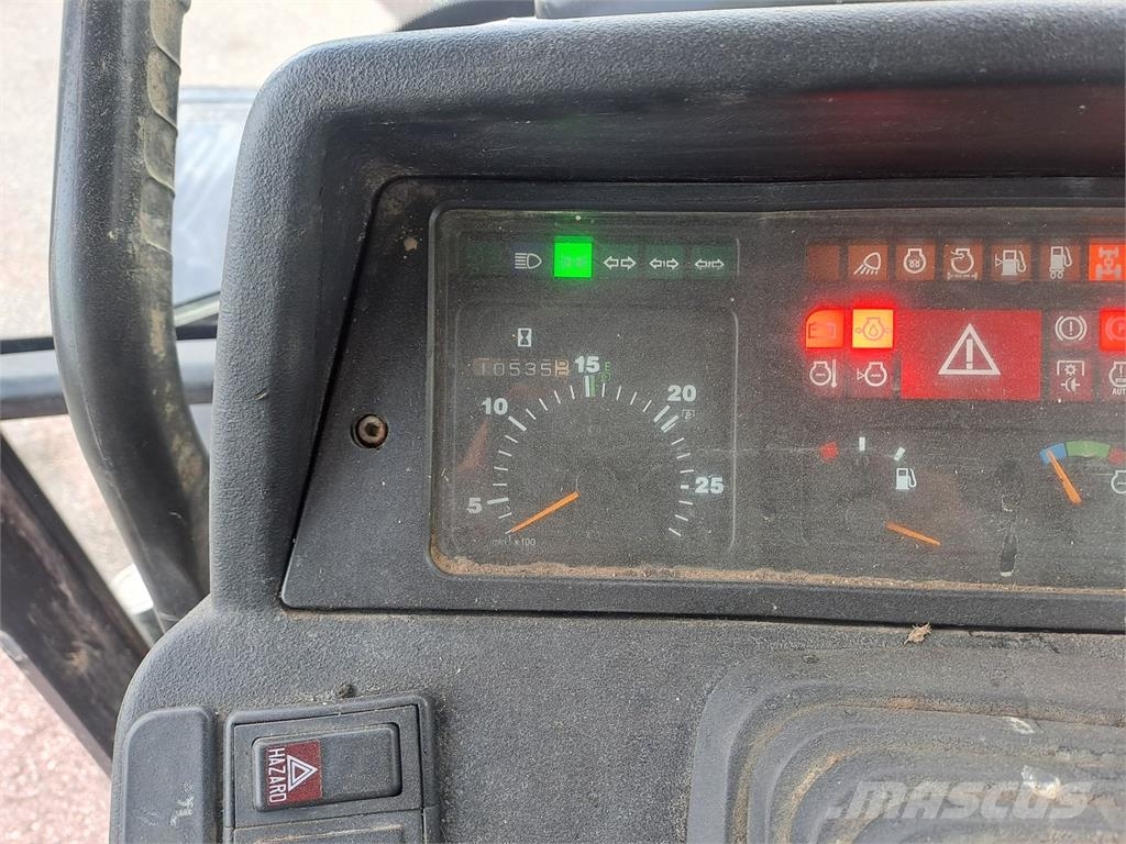 Steyr 9083 M A Traktorit