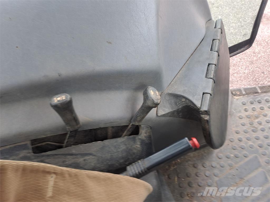 Steyr 9083 M A Traktorit