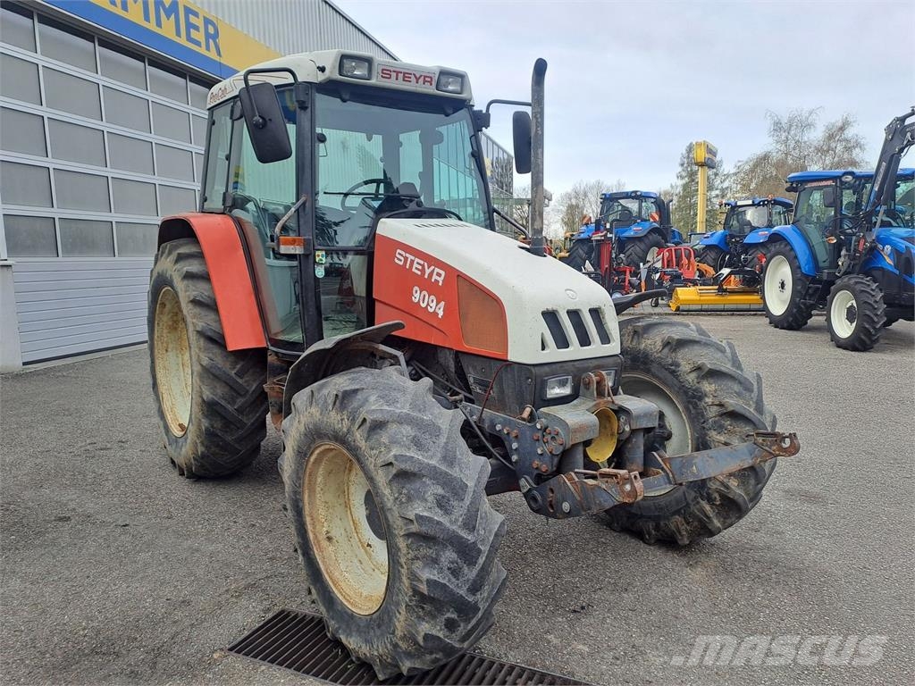 Steyr 9083 M A Traktorit