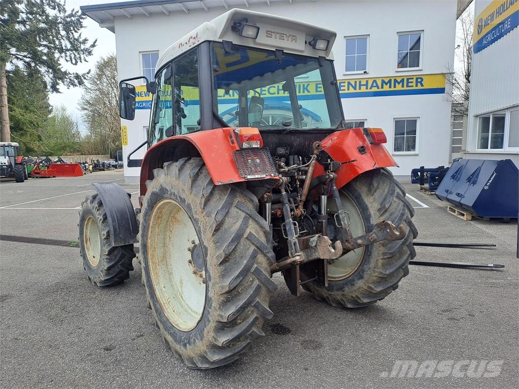 Steyr 9083 M A Traktorit