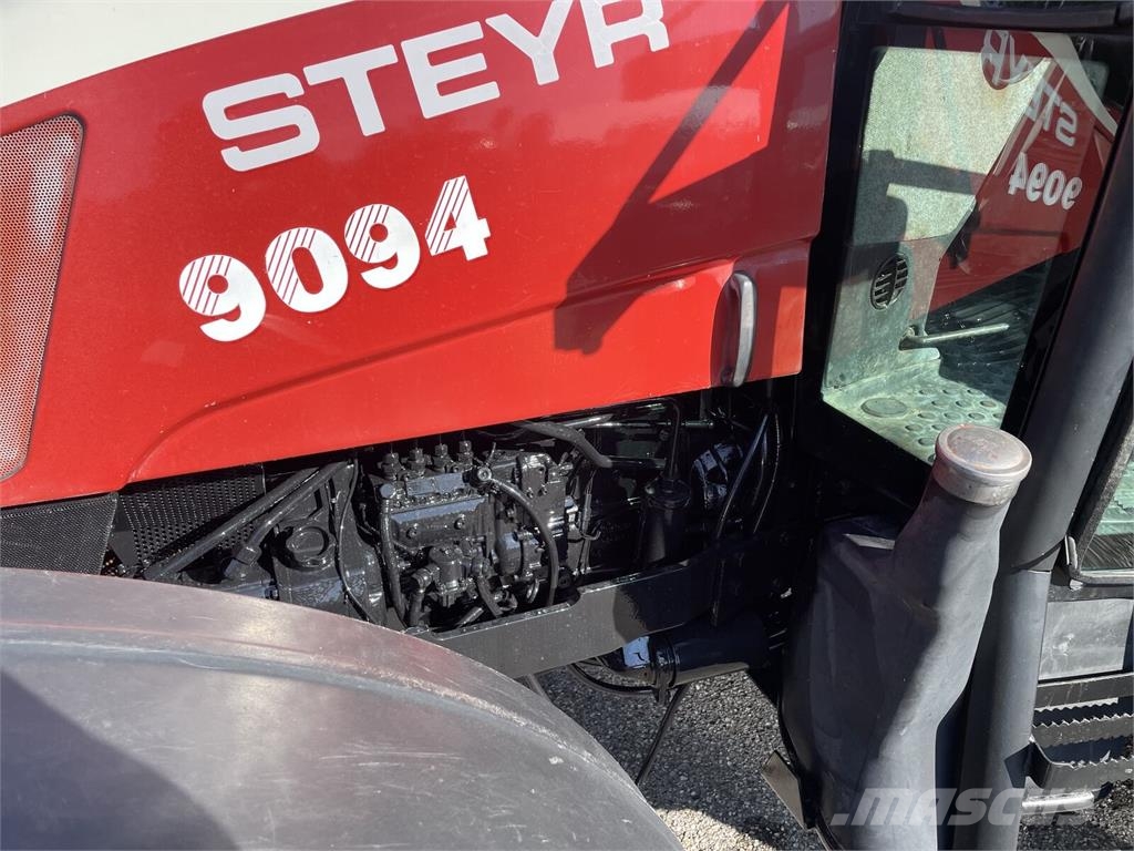Steyr 9094 A T الجرارات