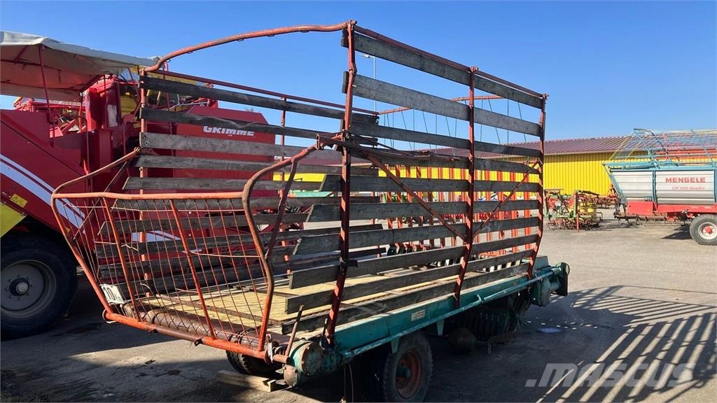 Steyr Junior Self loading trailers