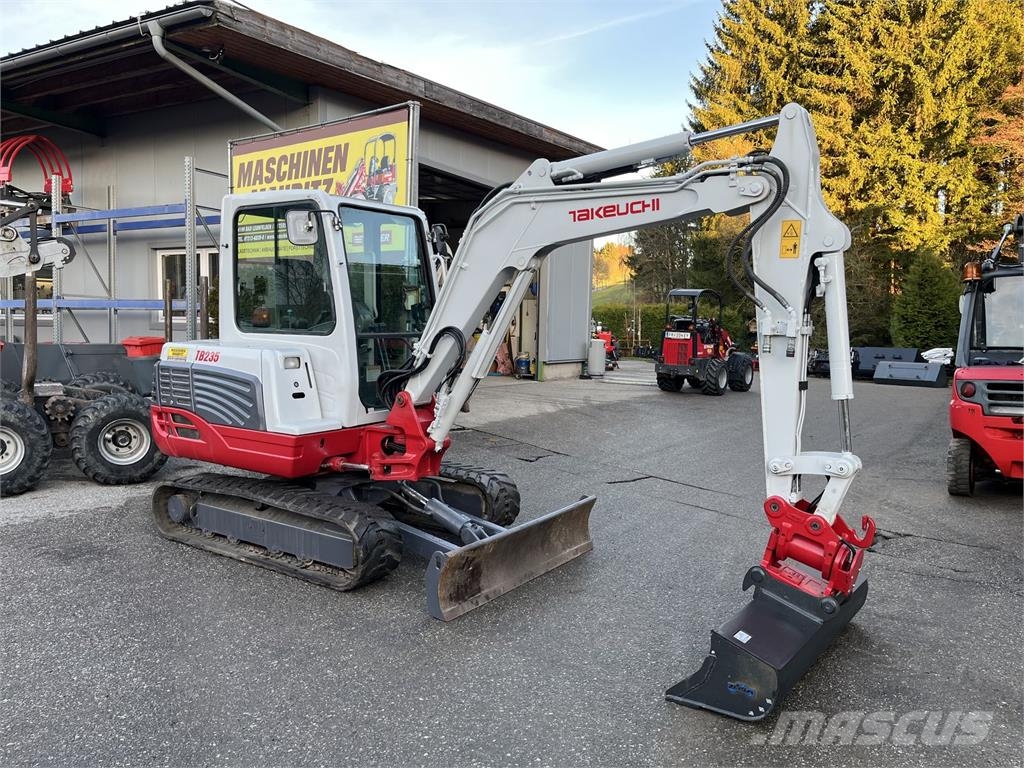Takeuchi TB 235 mit Powertilt Mini excavators < 7t (Mini diggers)