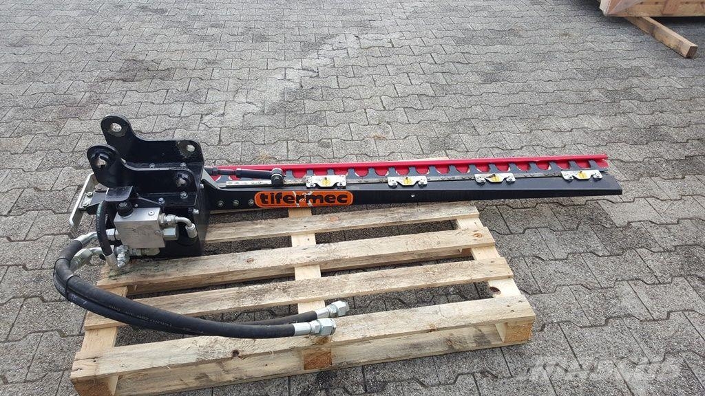 Tifermec Heckenschneider mit hydraulischen Antrieb Riding mowers