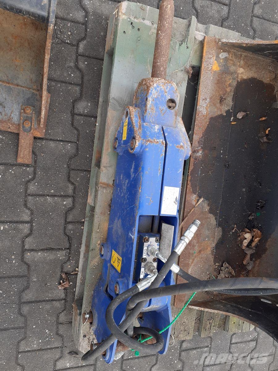 Tifermec Schremmhammer für Minibagger und Heckbag Sonstige Baumaschinen
