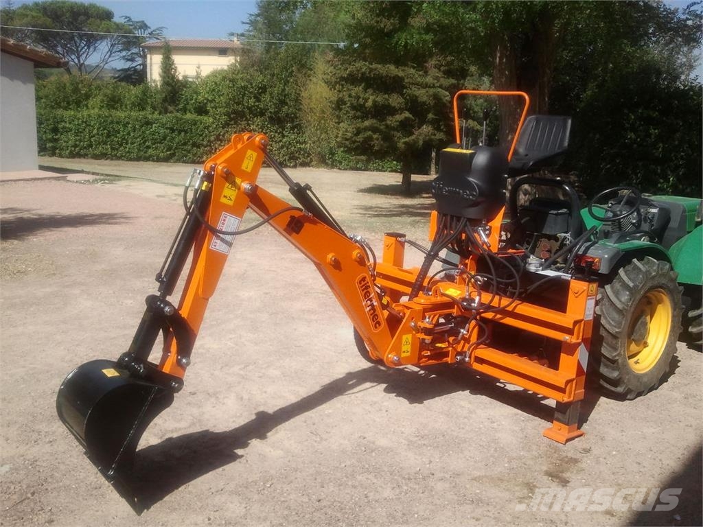  Tifermec TIX 18 Heckbagger Utilaje construcții - Altele