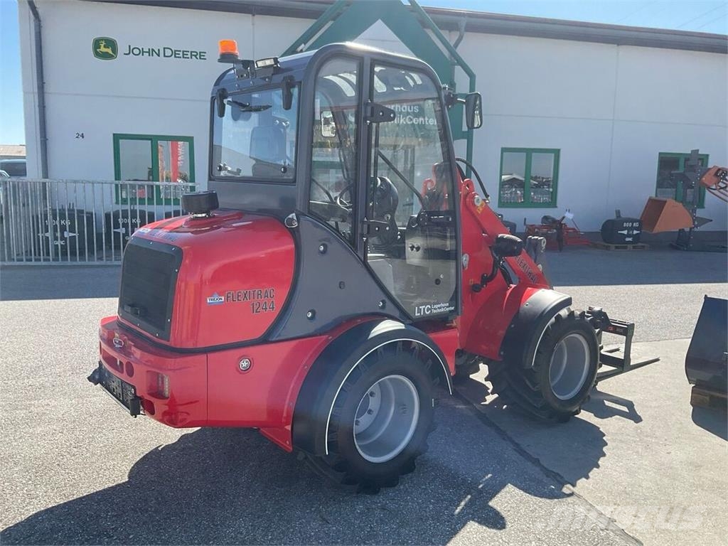 Trejon Flexitrac 1244 Čelni nakladalci in kopači