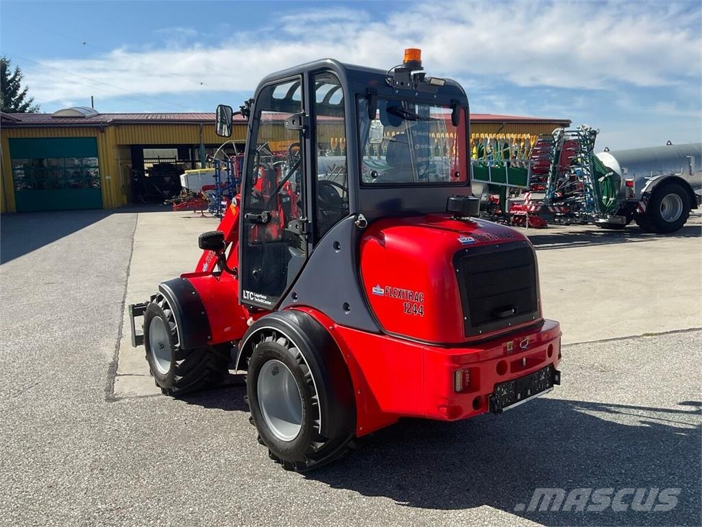 Trejon Flexitrac 1244 Čelni nakladalci in kopači