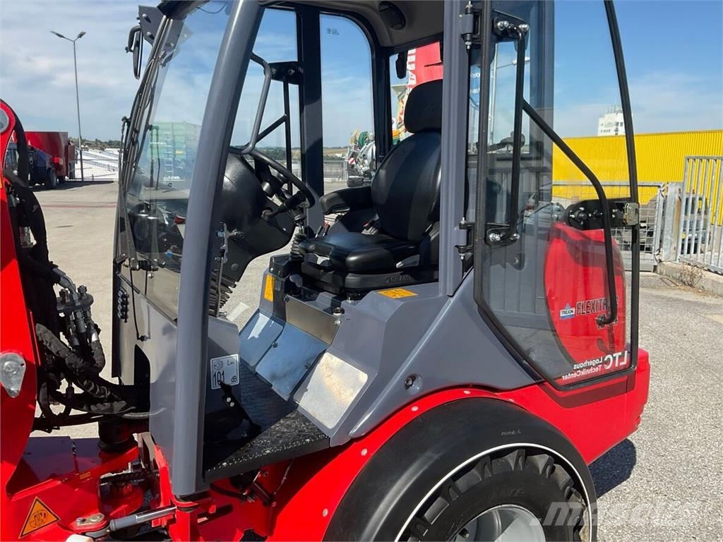 Trejon Flexitrac 1244 Čelni nakladalci in kopači