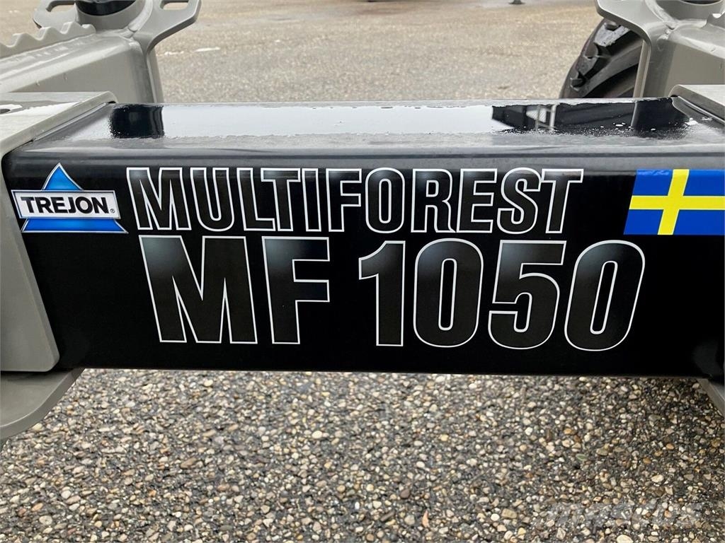 Trejon MF 1050 Forstanhänger mit 7800mm Kran Bosbouwaanhangers