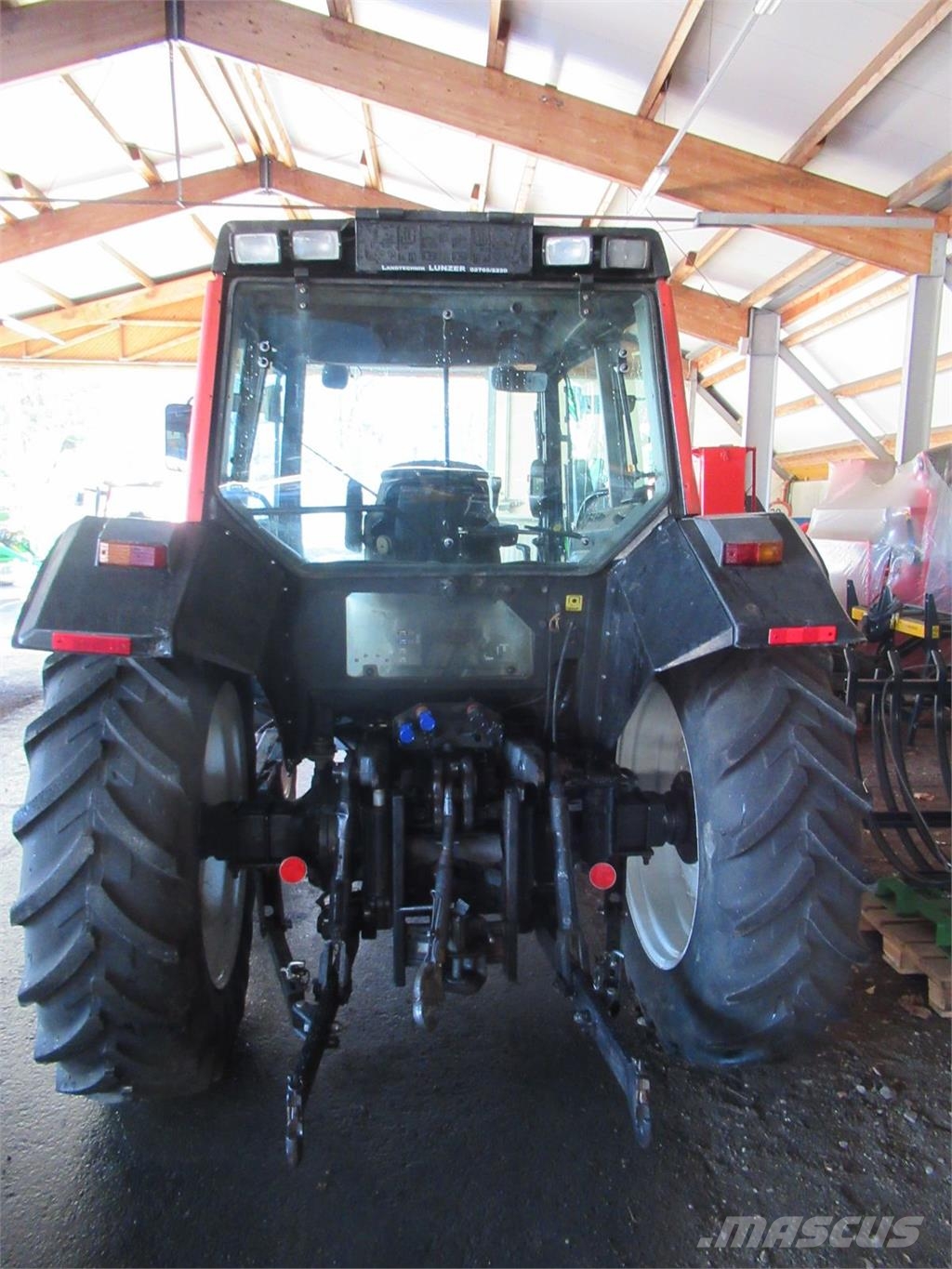 Valtra 6350 Hitech Traktorok