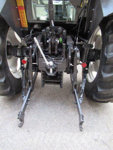 Valtra 6850 Hi Tech 曳引機