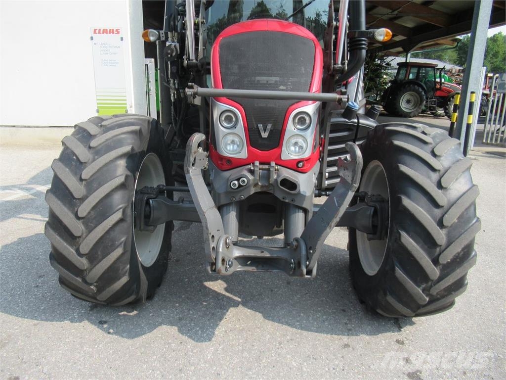 Valtra N 113 Hi-Tech Tratores Agrícolas usados