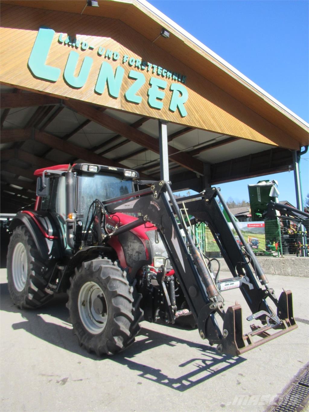 Valtra N 92 Hi Tech Tractoren
