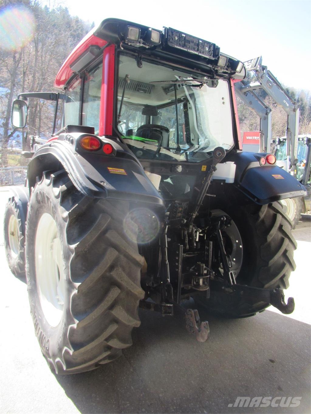 Valtra N 92 Hi Tech Tractoren
