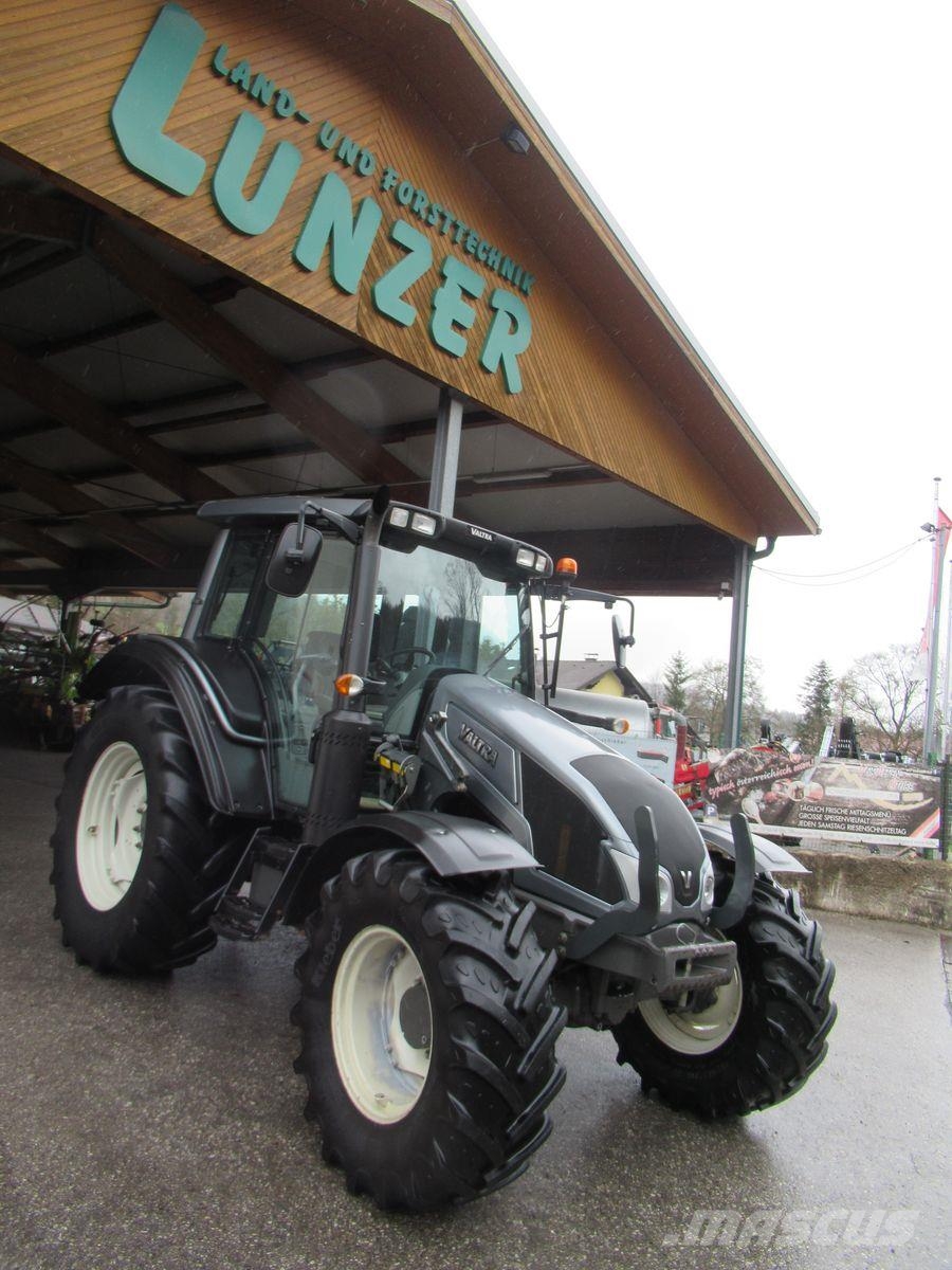 Valtra N 93 HiTech5 曳引機