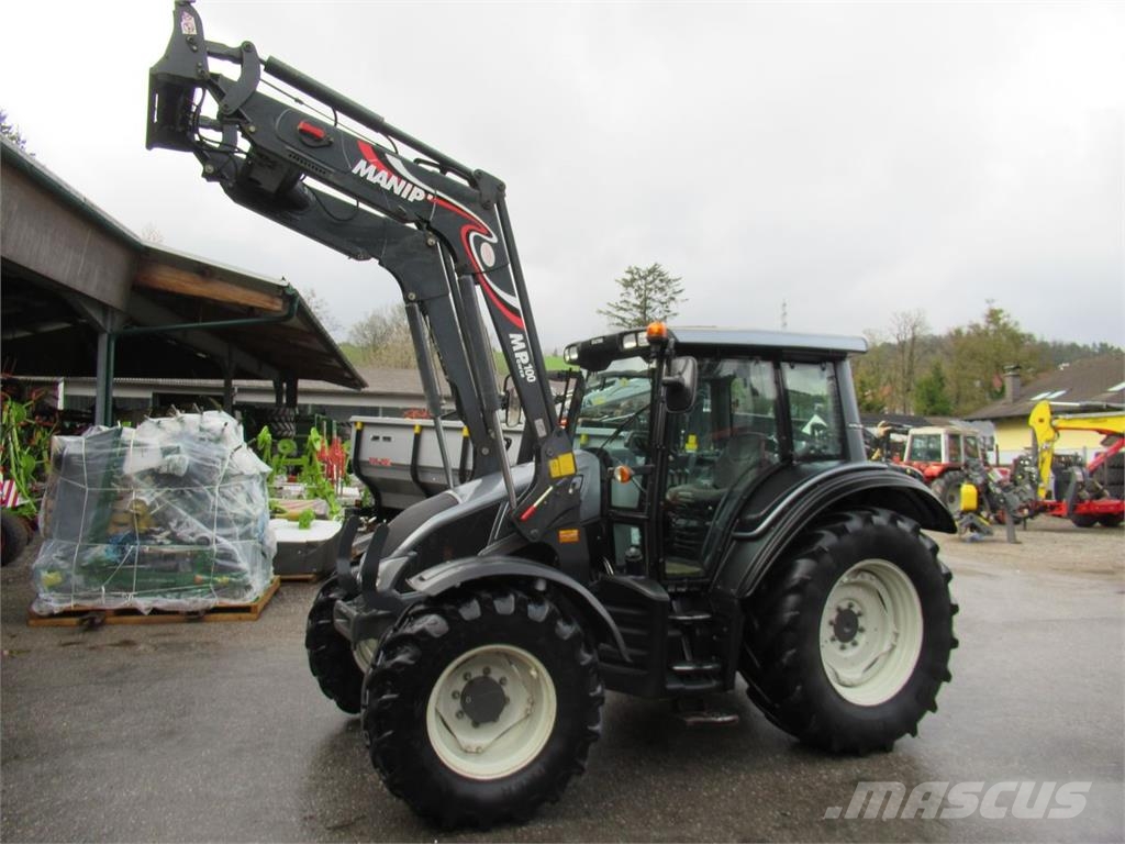 Valtra N 93 HiTech5 曳引機