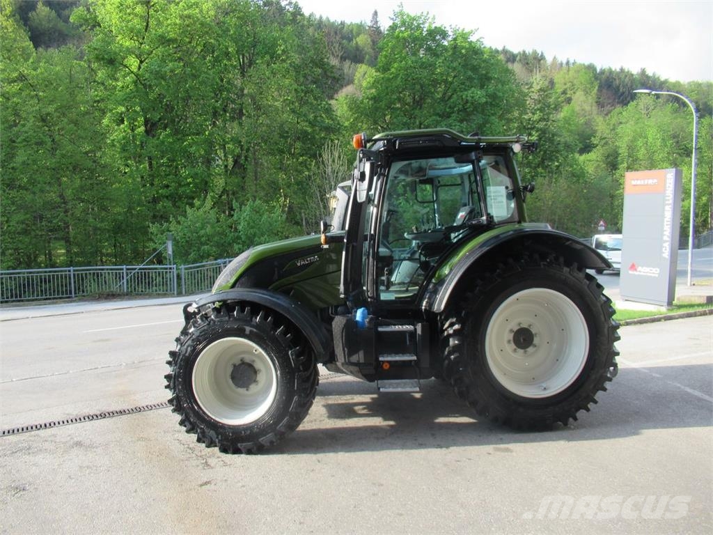 Valtra N175 Traktorid