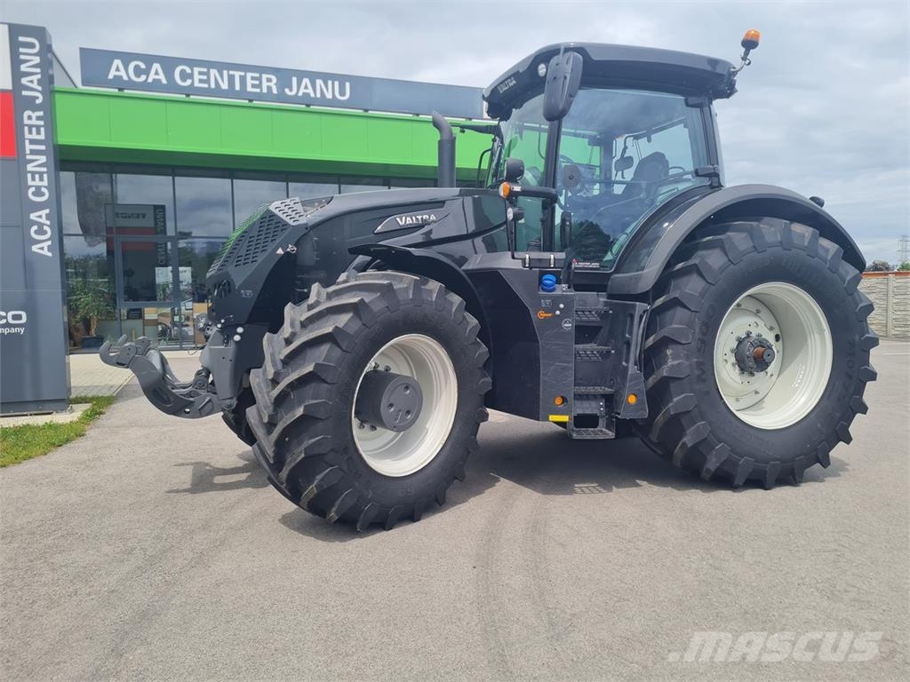 Valtra S394 (Stufe V) Tractoare