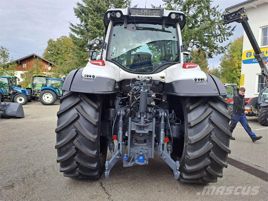 Valtra T 254 Versu الجرارات