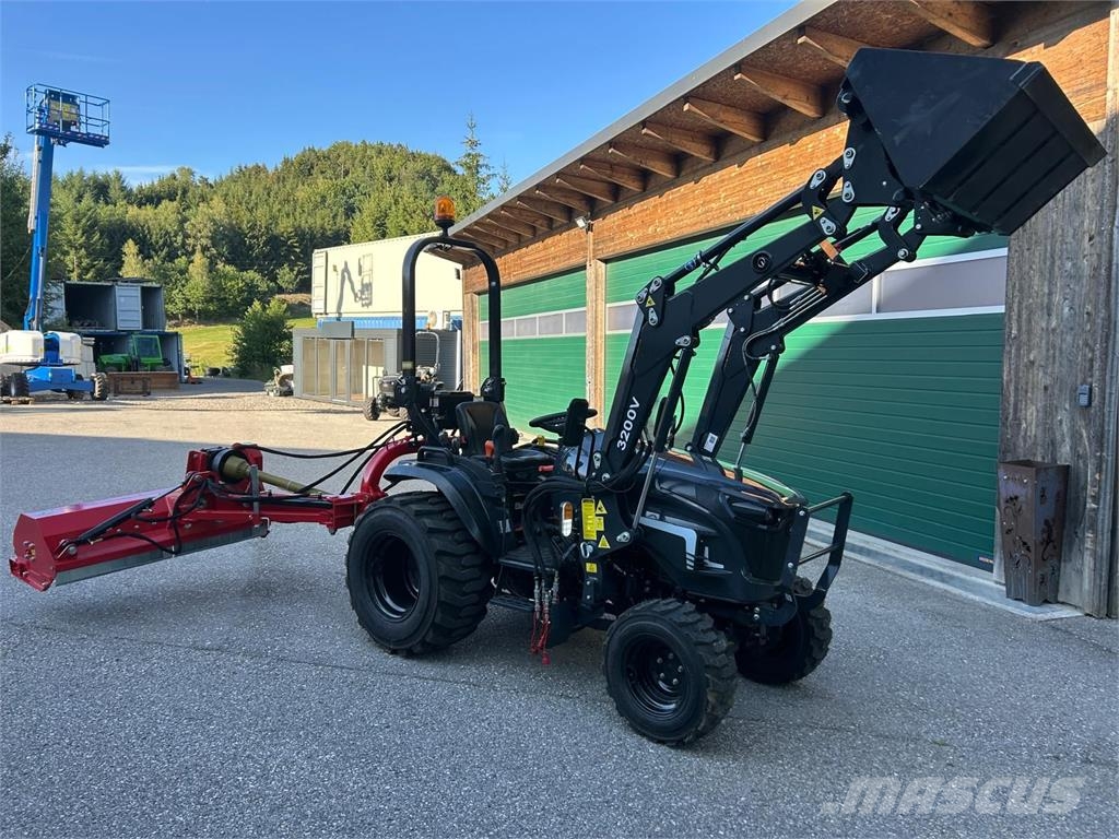  VHM VT30 Kleintraktor, Kompakttrakor Traktory