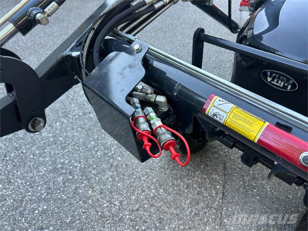 VHM VT30 Kleintraktor, Kompakttrakor Traktory