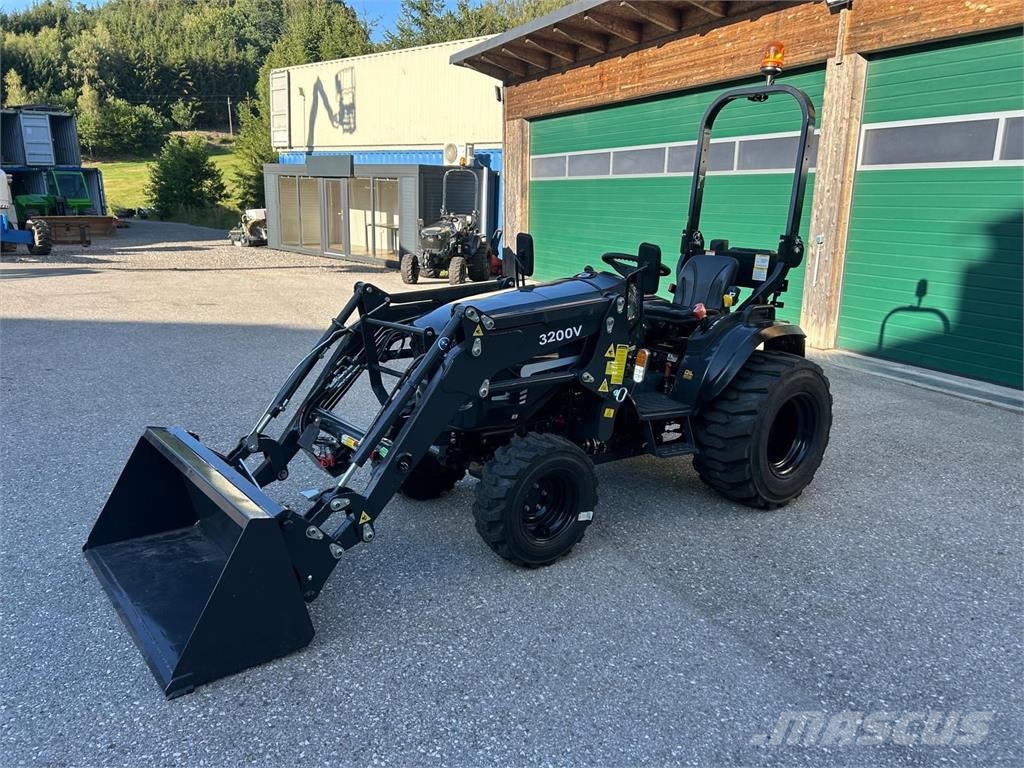  VHM VT30 Kleintraktor, Kompakttrakor Traktory