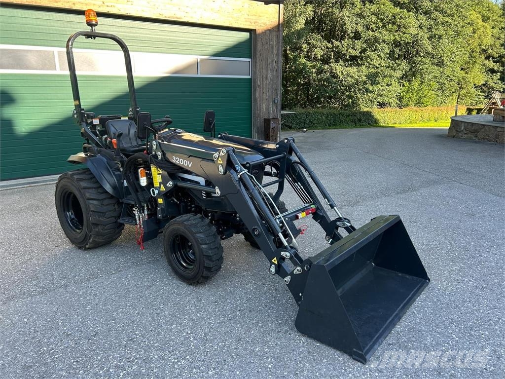 VHM VT30 Kleintraktor, Kompakttrakor Traktory
