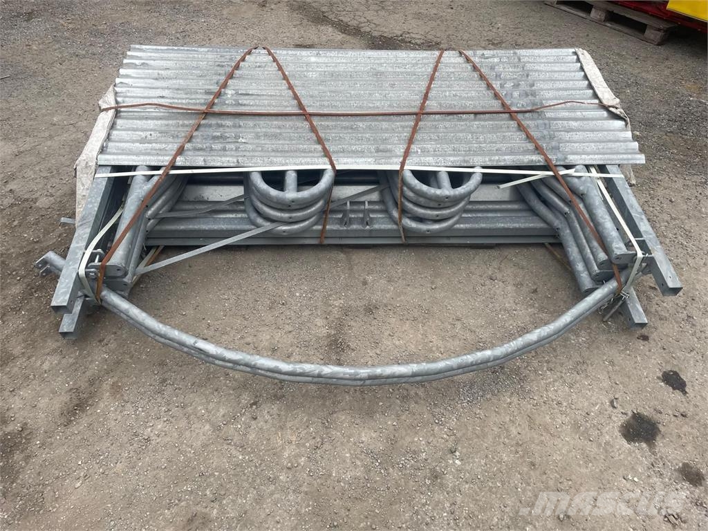  Viereckraufe mit Palisadenfressgitter Landbrug - Andet 