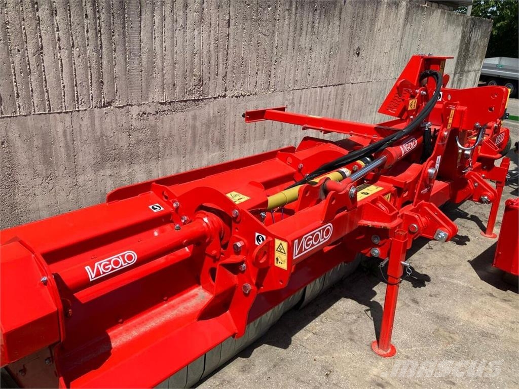  Vigolo TST-V - 20 500 Газонні і лукові косилки