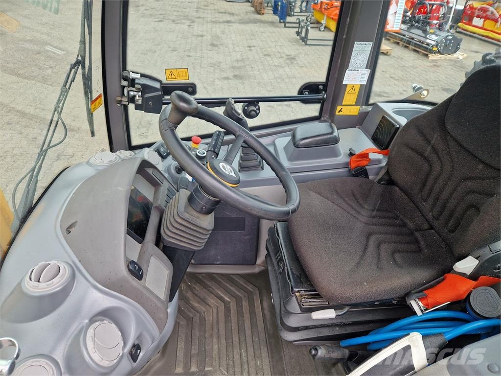 Volvo L25 Elektro Pale gommate
