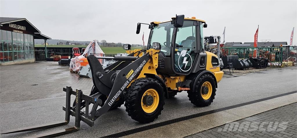 Volvo L25 Elektro Pale gommate