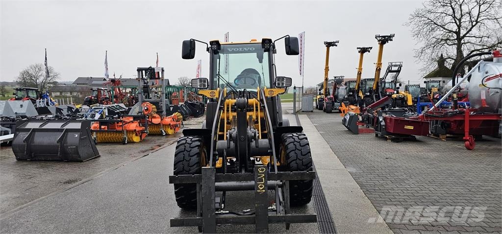 Volvo L25 Elektro Pale gommate